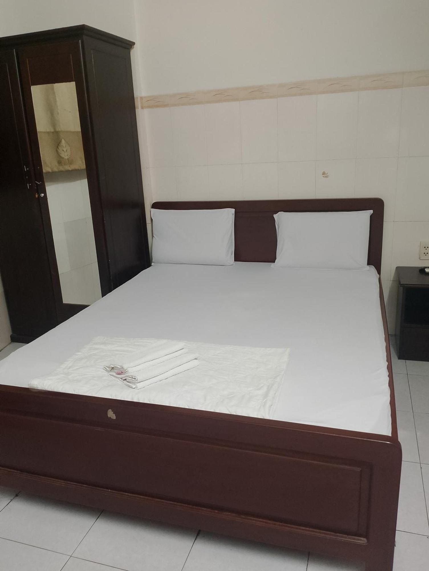 Hotel Van Do Ho Chi Minh City Exterior photo